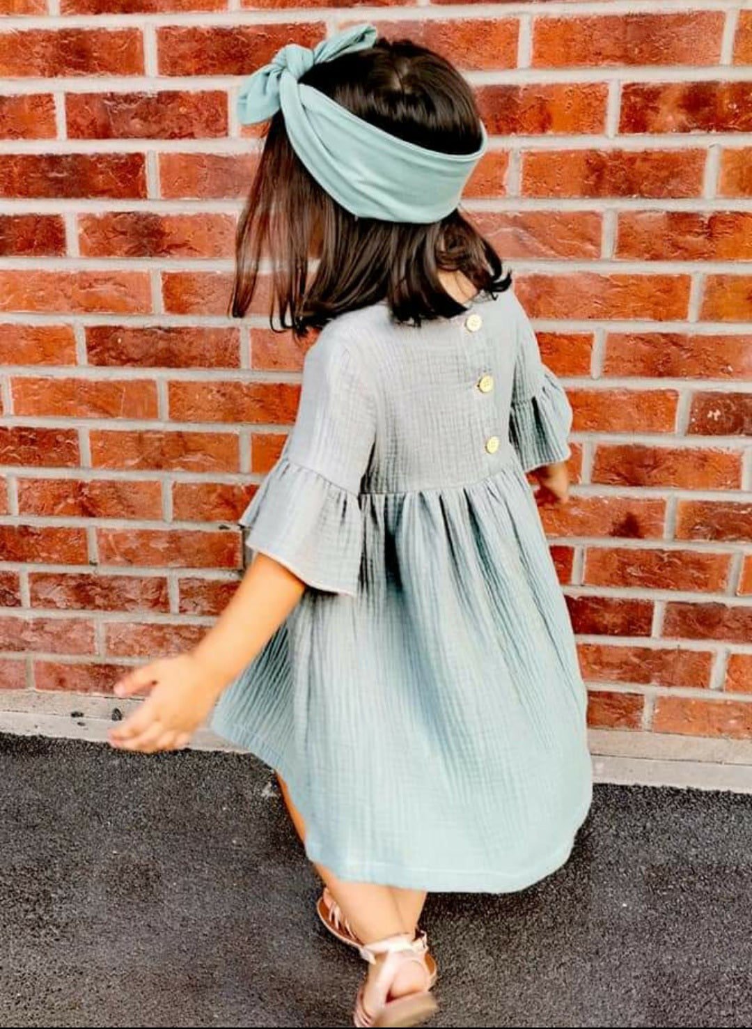 Robe double gaze et bandeau cheveux