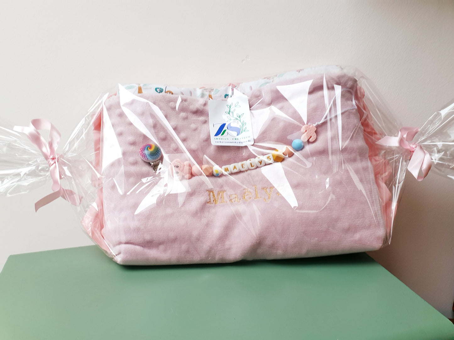 Couverture BÉBÉ et attache tétine