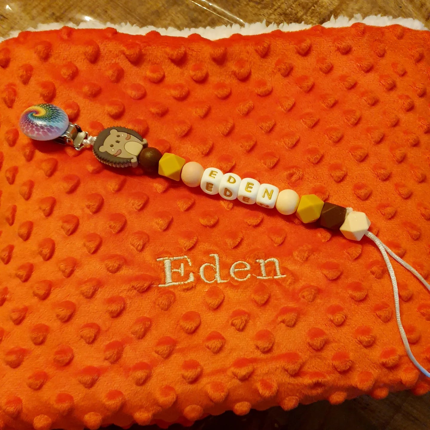 Couverture BÉBÉ et attache tétine assorti